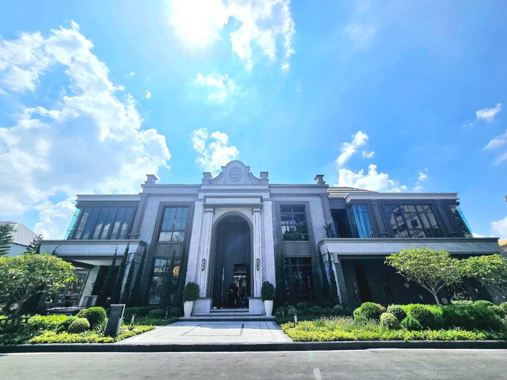 ❖ Type Vittoriano ❖ บ้านเดี่ยว 2 ชั้น 6 ห้องนอน 7 ห้องน้ำ | 227.60 ตร.ว. 834.00 ตร.ม. | ใกล้ มหาวิทยาลัยมหิดล 5 นาที, มหาวิทยาลัยกรุงเทพธนบุรี 5 นาที, เซ็นทรัล ศาลายา 9 นาที, ไชน่าทาวน์ ศาลายา 12 นาที