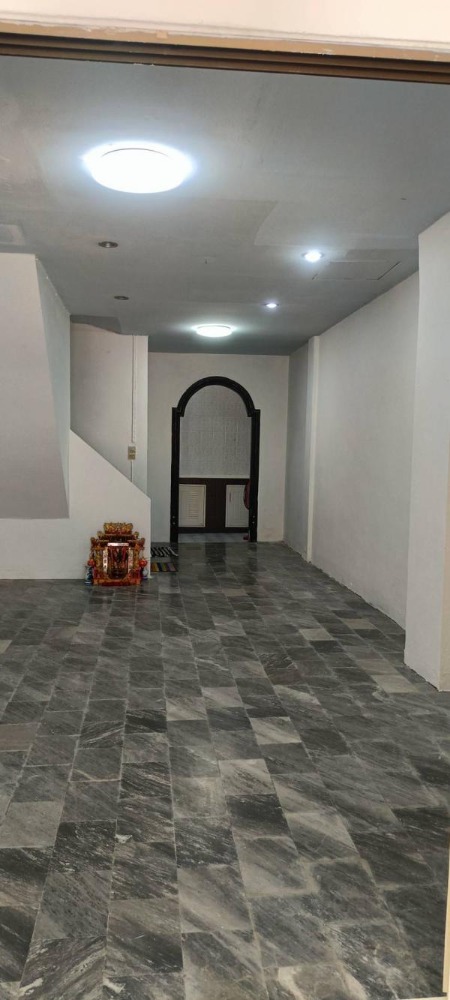 Central Rama 2 1.3 km. 3-storey townhouse in Phra Rama 2 area empty house for rent 7,799 B-M – รูปที่ 3