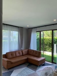 ● Spacious Area ● บ้านเดี่ยว 2 ชั้น 4 ห้องนอน | 109.00 ตร.ว. 300.00 ตร.ม. | ใกล้ โรงเรียนนานาชาติ แอ๊ดเวนต์รามคำแหง 6 นาที,โฮมโปร รามคำแหง 8 นาที., โรงพยาบาลรามคำแหง 8 นาที