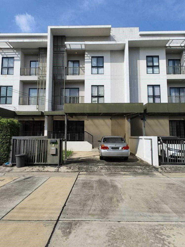 ขายทาวน์โฮม หมู่บ้าน วิลลา อัลเบลโล่ พระราม 9 - ศรีนครินทร์ 155.06 ตร.ม.