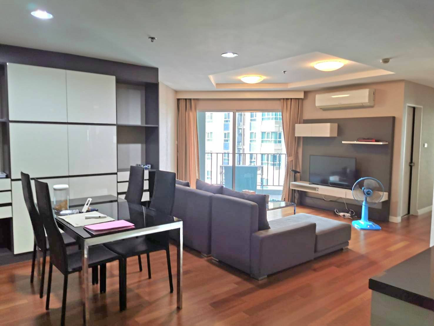 Near MRT Rama 9, approximately 500 m., near Rama 9 intersection. Near MRT Rama 9, approximately 500 m., near Rama 9 intersection.