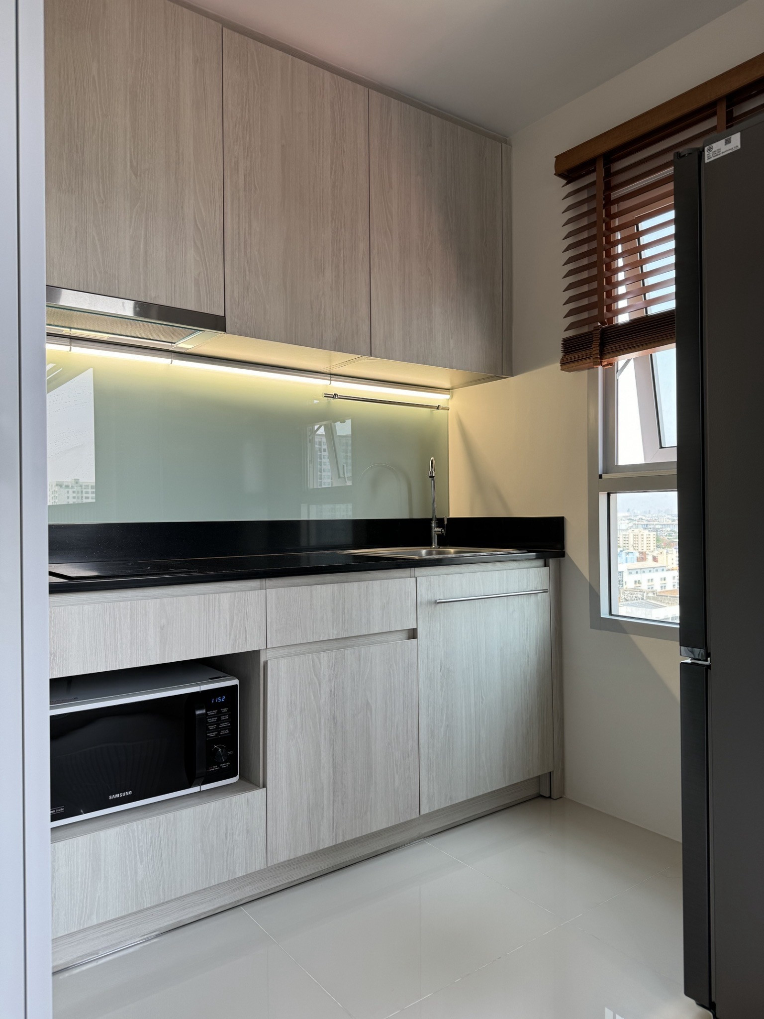 ให้เช่า นิช โมโน รามคำแหง 1 bed plus 37 ตรม ตึก b ชั้น 15  ห้องหัวมุม เฟอนิเจอร์และเครื่องใช้ไฟฟ้าครบครัน พร้อมอยู่ – รูปที่ 3