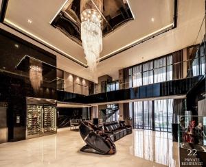 ❖ Ultra Luxury ❖ Single house, pool villa, 6 storey, Krungthep Kreetha | 12 bedrooms, 17 bathrooms | 148.00 sq.w. 2,047.00 sq.m. | Near MRT Sri Kreetha 4 mins., The Mall Bangkapi 8 mins.