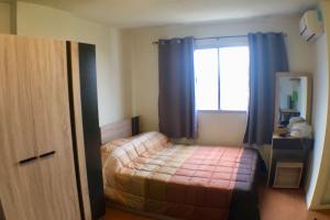K-6141 Urgent sale! LPN Condo Romklao - Suvarnabhumi, high floor, near the parking building.