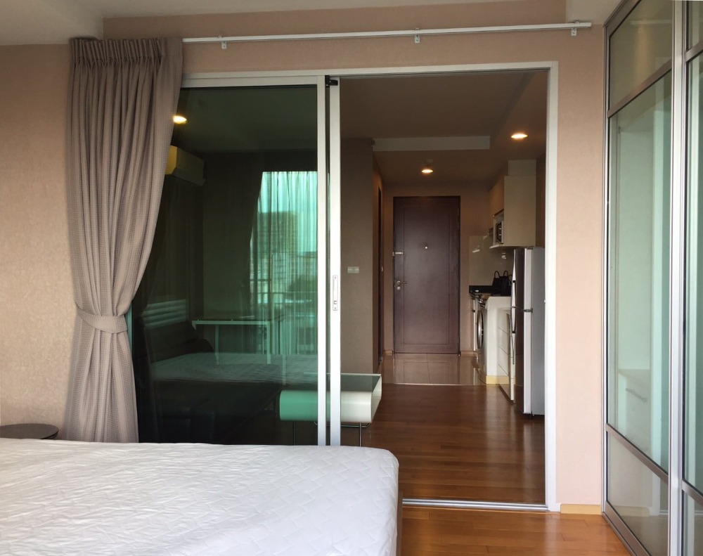 Good location, no buildings blocking the view, fully furnished, very good price⭐Abstracts Phahonyothin Park (Abstracts Phahonyothin Park) Good location, no buildings blocking the view, fully furnished, very good price⭐Abstracts Phahonyothin Park (Abstracts Phahonyothin Park)