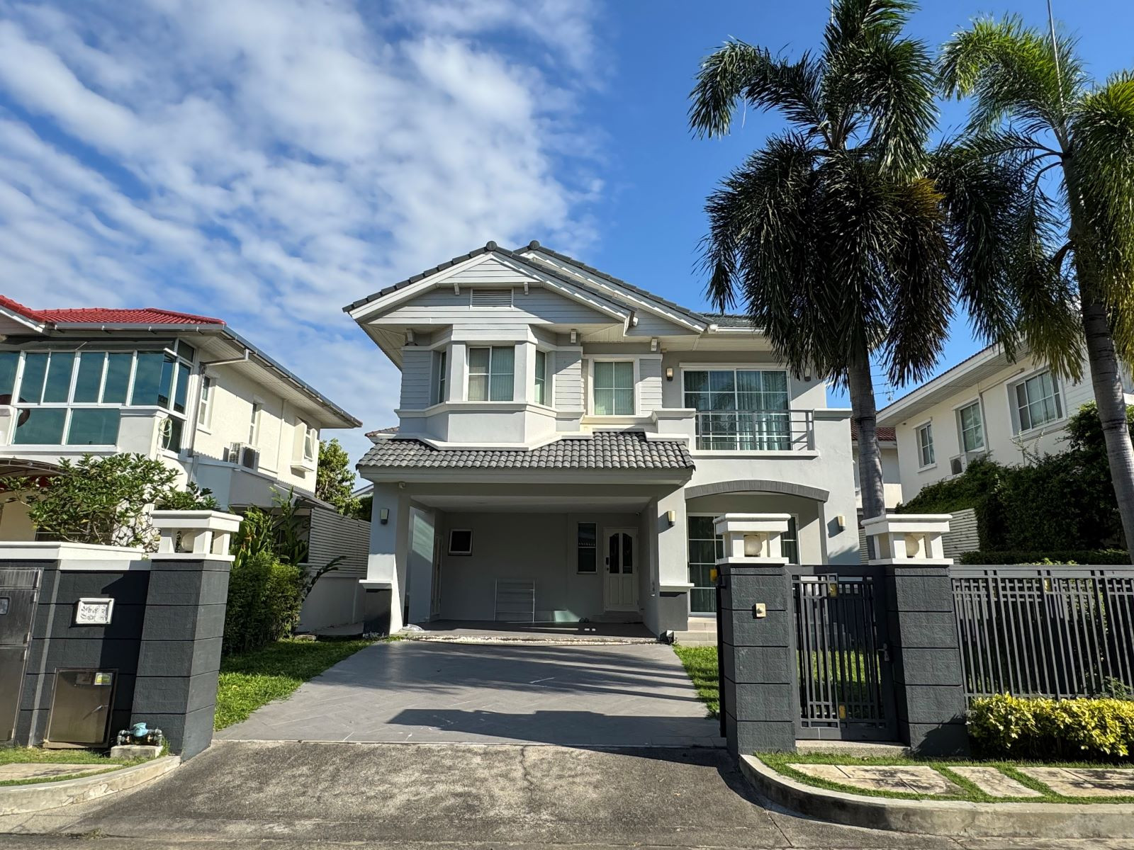 Single house for sale, Nantawan Suvarnabhumi, 65.7 sq m, 3 bedrooms, 3 bathrooms, beautiful house, ready to move in ( selling)