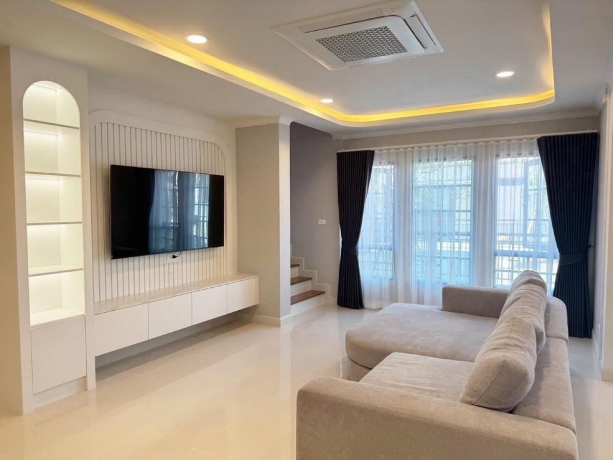 🌟ให้เช่าบ้านเดี่ยว เซนโทร บางนา 2 ชั้น 4 ห้องนอน 5 ห้องน้ำ ตกแต่งสวย ใกล้ เมกาบางนา💥ค่าเช่า 150,000 บาท/เดือน 🌟ให้เช่าบ้านเดี่ยว เซนโทร บางนา 2 ชั้น 4 ห้องนอน 5 ห้องน้ำ ตกแต่งสวย ใกล้ เมกาบางนา💥ค่าเช่า 150,000 บาท/เดือน