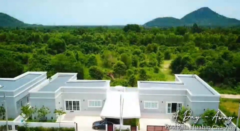For sale: House, pool villa, Cha-am, private atmosphere, close to nature, area 100 square wah For sale: House, pool villa, Cha-am, private atmosphere, close to nature, area 100 square wah