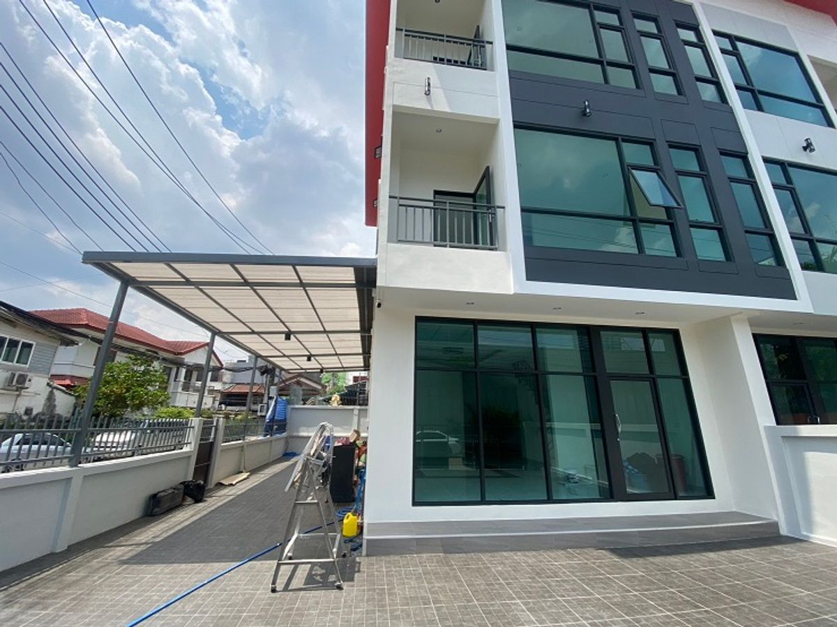 Tel. 081-632-0632 3-storey Home Office rental, Soi Phahonyothin 21 / New Modern / Soi, not deeply next to BTS Phahonyothin 24, can walk / suitable as a company. – รูปที่ 3