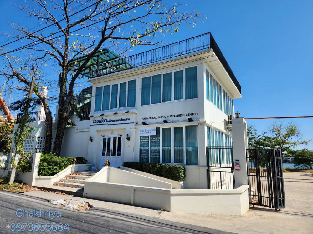 สอบถามโทร : 097-365-5664 ขายที่ดินติดริมน้ำ 922 ตารางวา พร้อมสิ่งปลูกสร้าง เป็นอาคาร 3 ชั้น มีโรงรถ และ ร้านคาเฟ่ ลานเอนกประสงค์ ทั้งบนบก และ บนน้ำ พร้อมท่าขึ้นเรือที่ได้รับใบอนุญาตแล้ว – รูปที่ 3