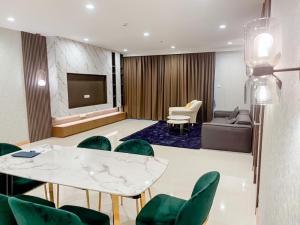 for rent Supalai riva grand 2 bed river view ☘️🌈💜