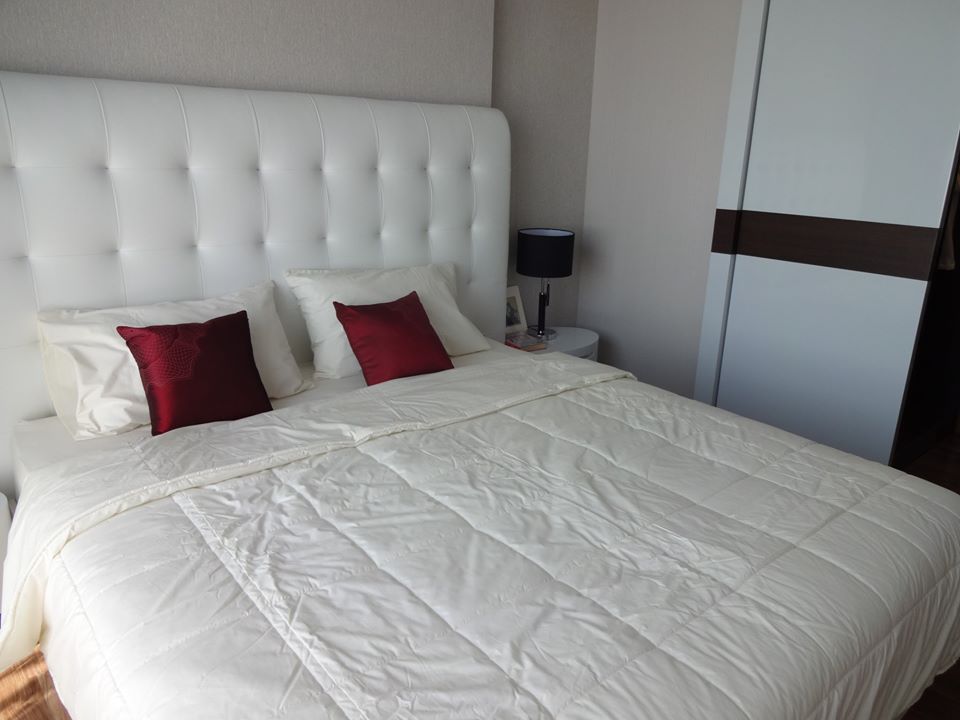 1 Bed Nice Room Fully furnished City view Good Location Close to MRT Thailand Cultural Centre 220 m. @ IVY Ampio – รูปที่ 4