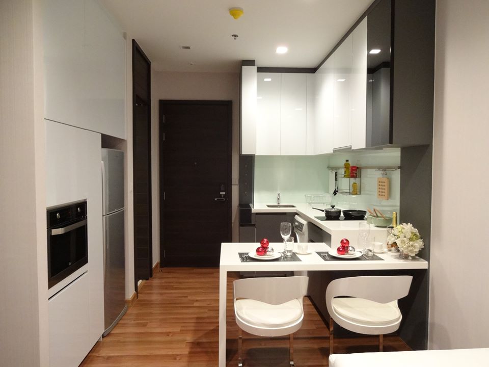 1 Bed Nice Room Fully furnished City view Good Location Close to MRT Thailand Cultural Centre 220 m. @ IVY Ampio