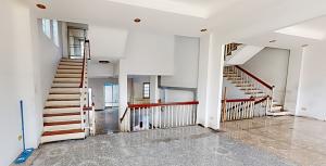 Building 4 Floors Ekkamai 12 For Rent