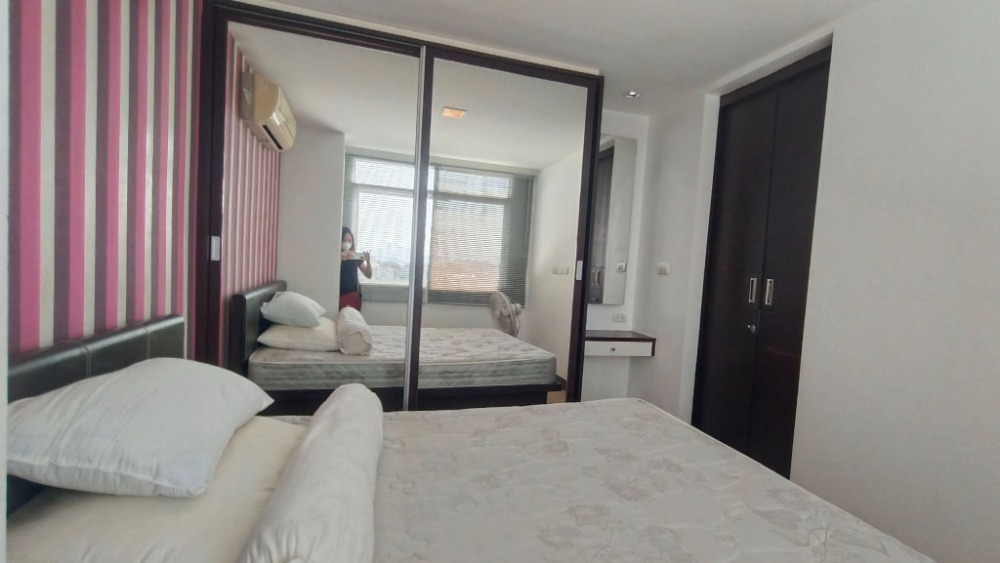 J.W. Boulevard Srivara build in beautiful room condo for ren J.W. Boulevard Srivara build in beautiful room condo for ren