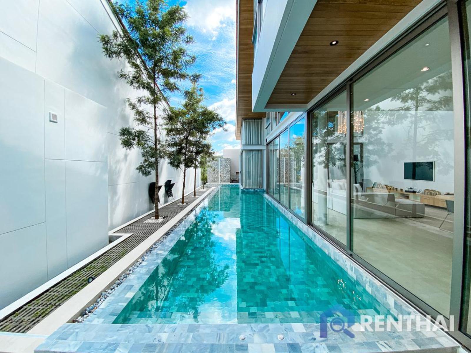 Luxurious 4bed Villa in Phuket, The Trinity Village with Private Pool and Garden Luxurious 4bed Villa in Phuket, The Trinity Village with Private Pool and Garden