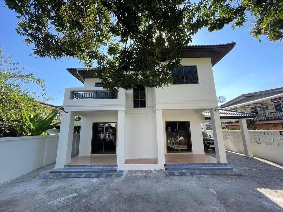 ห้ามพลาด❗ บ้าน 2 ชั้น เนื้อที่ 87 ตรว ราคาเพียง 5.9 ล้านบาท❗ ใกล้รถไฟฟ้าสายสีเหลือง สถานีศรีด่าน เชื่อมต่อ ถ.ศรีนครินทร์,ถ.เทพารักษ์,ทางคู่ขนานถนนบางนา- ตราด