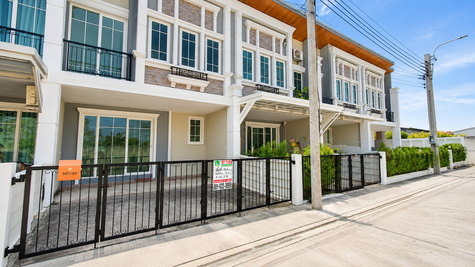 ขายทาว์นโฮม (บ้านใหม่) โกลเด้นทาวน์ ศิริราช-ราชพฤกษ์ 20.4 ตร.ว 2 ชั้น 4 นอน 3 น้ำ 2 จอด ใกล้รถไฟฟ้า MRT สถานีไฟฉาย และเชื่อมต่อ CBD สาทร แบบบ้านสไตล์อังกฤษ **จุดเด่น : บ้านใหม่ไม่เคยเข้าอยู่ ถนนซอยกว้าง ขายทาว์นโฮม (บ้านใหม่) โกลเด้นทาวน์ ศิริราช-ราชพฤกษ์ 20.4 ตร.ว 2 ชั้น 4 นอน 3 น้ำ 2 จอด ใกล้รถไฟฟ้า MRT สถานีไฟฉาย และเชื่อมต่อ CBD สาทร แบบบ้านสไตล์อังกฤษ **จุดเด่น : บ้านใหม่ไม่เคยเข้าอยู่ ถนนซอยกว้าง