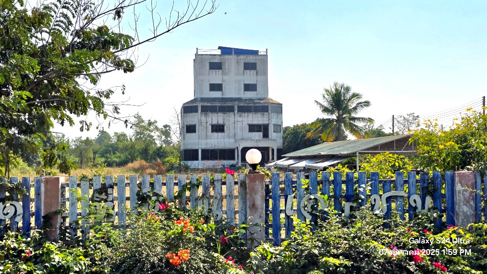 Office Building (Office) 5 -storey, Multipurpose Ban Pho Suphanburi, price 7.5 million baht