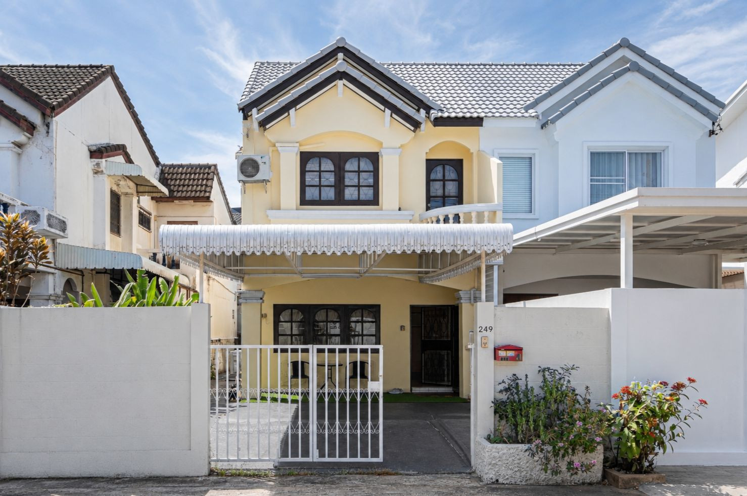 Semi-detached house for rent, Rangsiya Village, Soi Udomsuk 58 (rt-01)