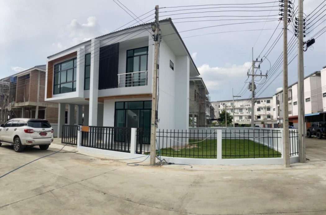 ขาย บ้าน The Life Ayutthaya (ฝั่งตรงข้าม Mega home) หลังใหญ่ แปลงมุม เนื้อที่ 67.6 ตร.วา พื้นที่ใช้สอย 183 ตร.ม. 3 นอน 3 น้ำ จอดรถได้ 2 คัน – รูปที่ 3