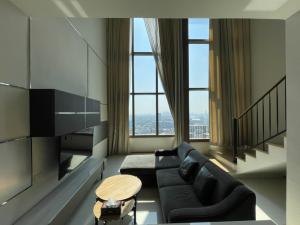 🔥ให้เช่าด่วน🔥The Emporio Place ห้อง Duplex เครื่องใช้ไฟฟ้าครบ พร้อมอยู่❗