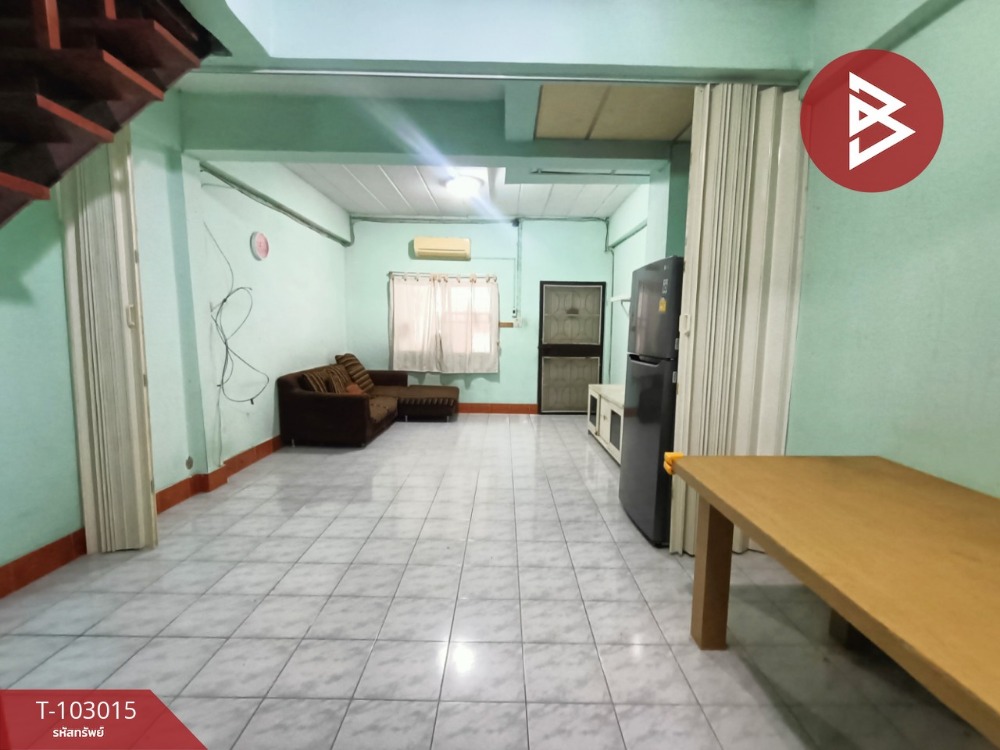 Townhouse for sale, Traphdinthong Village, Theparak, Samut Prakan – รูปที่ 2