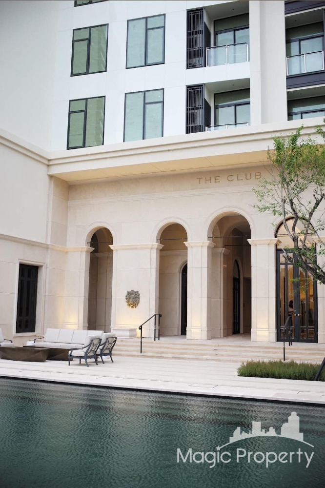 2 Bedroom For Sale in The Diplomat 39 Condominium, Watthana, Bangkok