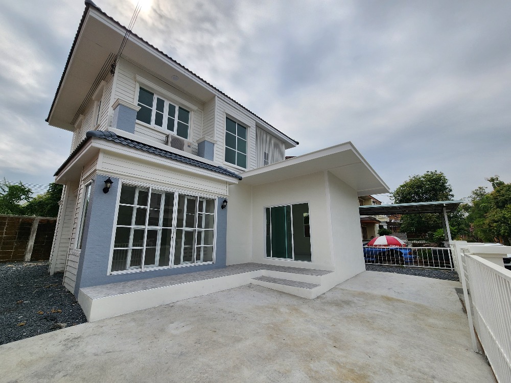 Urgent sale Vararom Lakeview Village: Vararom Lakeville Single house, central lake Urgent sale Vararom Lakeview Village: Vararom Lakeville Single house, central lake