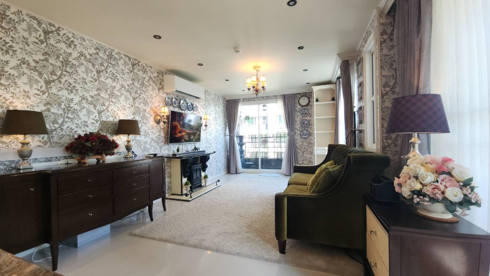 ขาย 2 ห้องนอน 85 ตร.ม. ห้องหัวมุม เซเรเน่ เพลส สุขุมวิท 24 Serene Place Sukhumvit 24