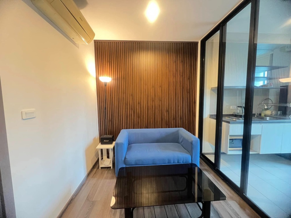 East direction, beautiful room, complete furniture ⭐The Base Park West (The Base Park West Sukhumvit 77)