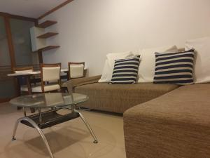 ทิศตะวันออก ห้องใหญ่เฟอร์ฯครบ⭐Lumpini Ville Sukhumvit 77 (ลุมพินี วิลล์ สุขุมวิท 77)