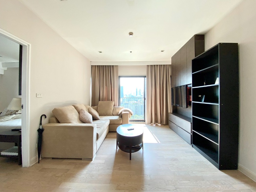 Noble Remix / 1 Bedroom (SALE WITH TENANT) HL1717 Noble Remix / 1 Bedroom (SALE WITH TENANT) HL1717