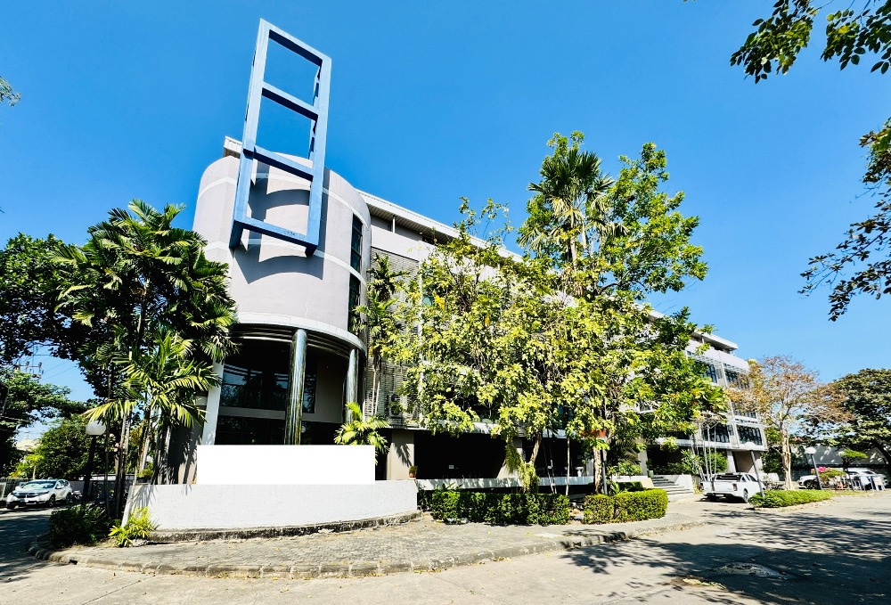 For sale: 5-storey office building, size 2 rai 1 ngan 24 square wa, Sukhumvit 71, Soi Pridi Banomyong 42, Khlong Tan Nuea Subdistrict, Watthana District, Bangkok – รูปที่ 3
