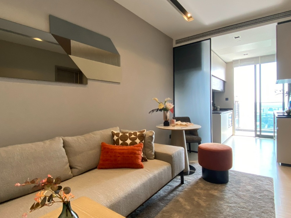 ยูนิตสุดท้ายที่ราคาดีที่สุดของโครงการ The Room Sukhumvit38 (1 ห้องนอน) ยูนิตสุดท้ายที่ราคาดีที่สุดของโครงการ The Room Sukhumvit38 (1 ห้องนอน)