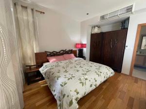 For sale Condo The Emporio place 24 high floor (S03-1560)