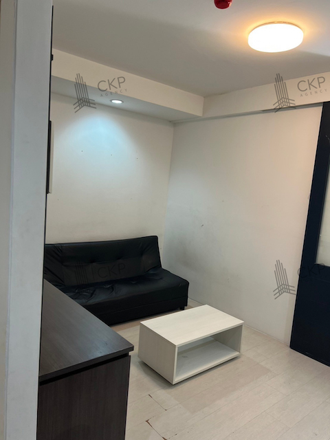 Condo The Log 3, rooms with built-in furniture, near shopping malls, on many roads, convenient transportation.