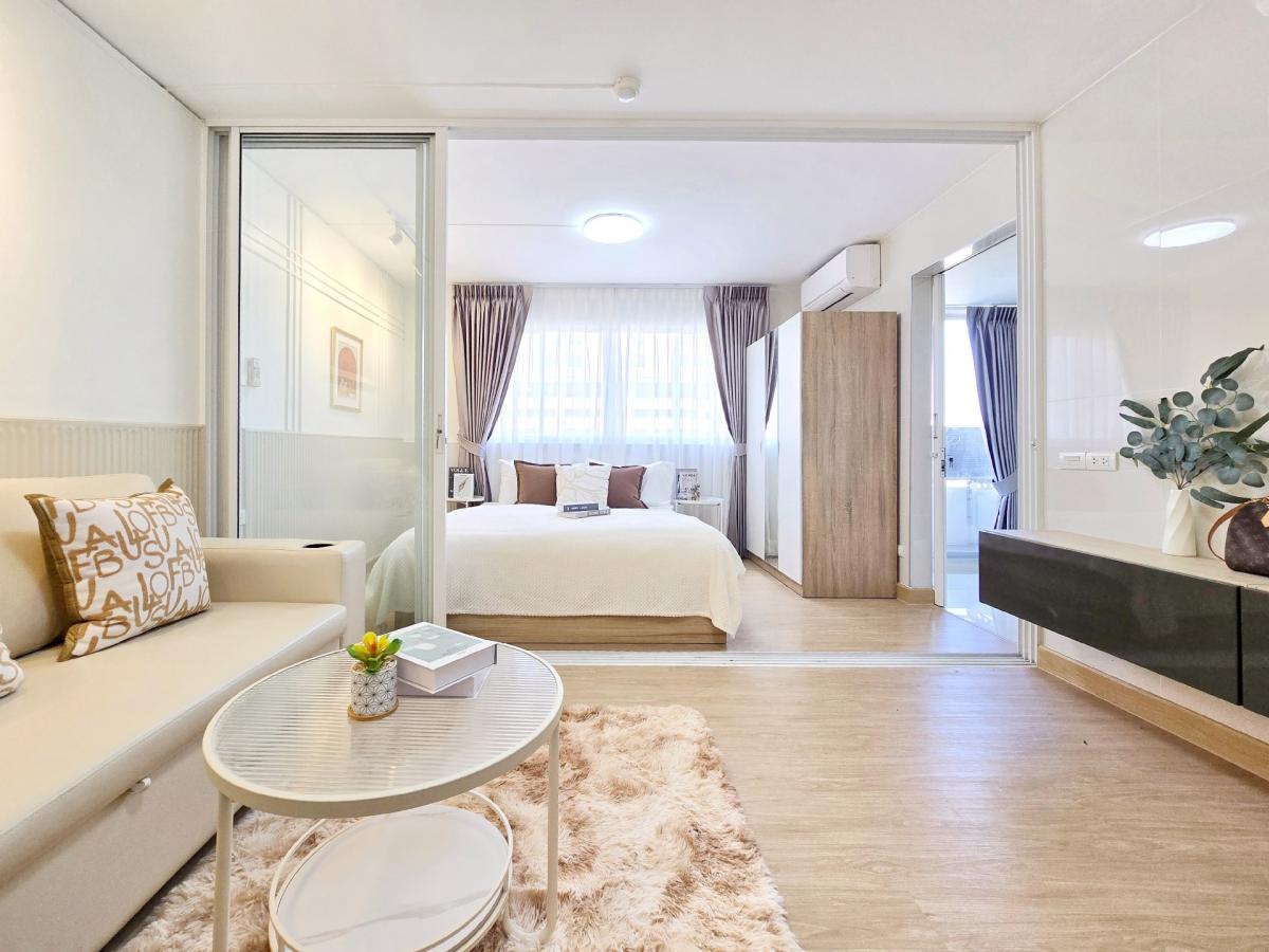 《Corner room》More value than rent🥰🥰Beautiful and clean, 5th floor, Lumpini Center, Lat Phrao 111 《Corner room》More value than rent🥰🥰Beautiful and clean, 5th floor, Lumpini Center, Lat Phrao 111