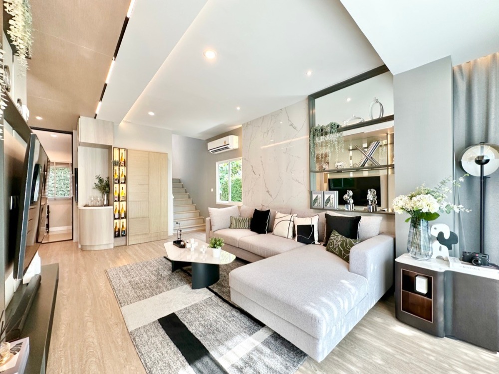 🏡Nirvana Absolute กรุงเทพกรีฑา✨บ้านเดี่ยว 3 ชั้น ขนาด 282 ตร.ม. 54 ตร.ว. | 4 ห้องนอน 4 ห้องน้ำ 3 ที่จอด เริ่ม 21.49 MB ติดต่อนัดชม Tel.0922635410 (เอิร์ธ) 🏡Nirvana Absolute กรุงเทพกรีฑา✨บ้านเดี่ยว 3 ชั้น ขนาด 282 ตร.ม. 54 ตร.ว. | 4 ห้องนอน 4 ห้องน้ำ 3 ที่จอด เริ่ม 21.49 MB ติดต่อนัดชม Tel.0922635410 (เอิร์ธ)