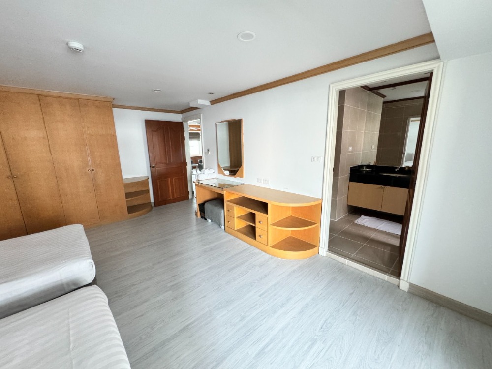 For rent 2 bedrooms 200 sq m. large room, Jai Dee Mansion Chaidee Mansion – รูปที่ 2