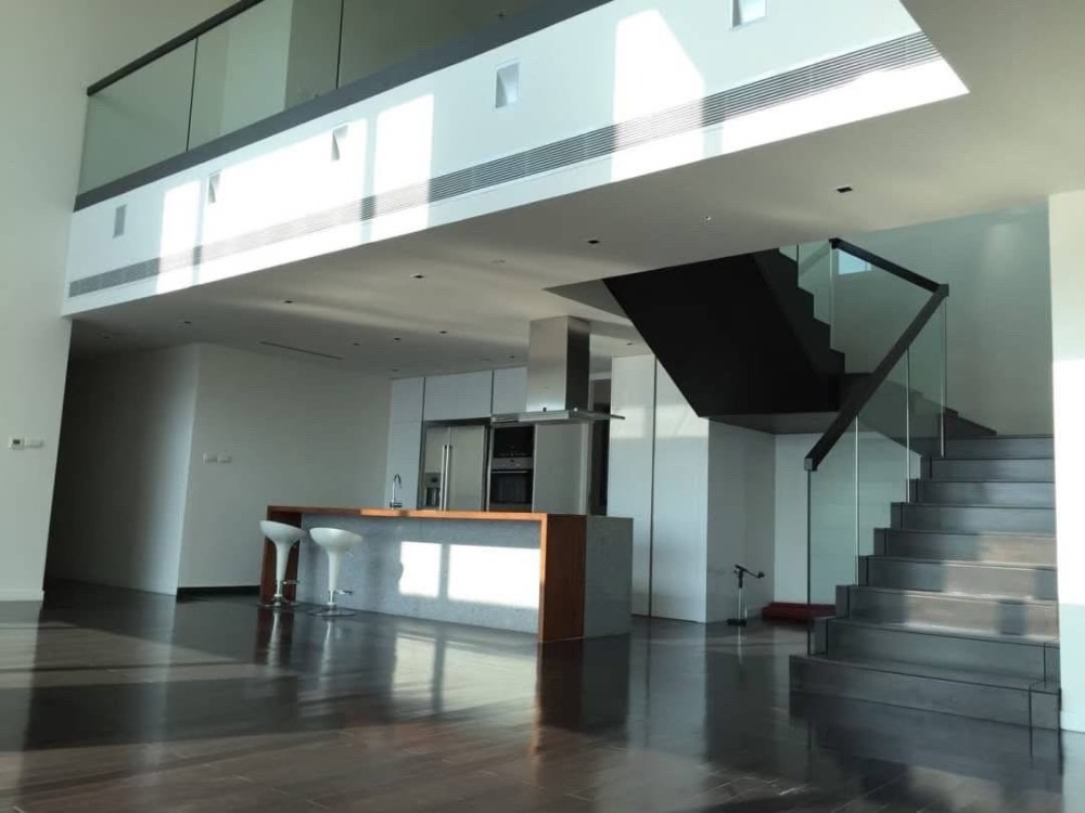 ● Unfurnished ● ชั้น 50+ 345.00 ตร.ม. | 5 ห้องนอน 3 ห้องน้ำ | ใกล้ เซ็นทรัล พระราม 3 7 นาที, เทอร์มินอล21 พระราม 3 16 นาที – รูปที่ 2