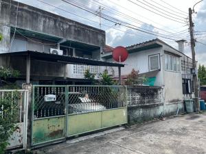 ทาวน์เฮ้าส์ ลาดพร้าว 26 / 4 ห้องนอน (ขาย), Townhouse Lat Phrao 26 / 4 Bedrooms (SALE) TPM396