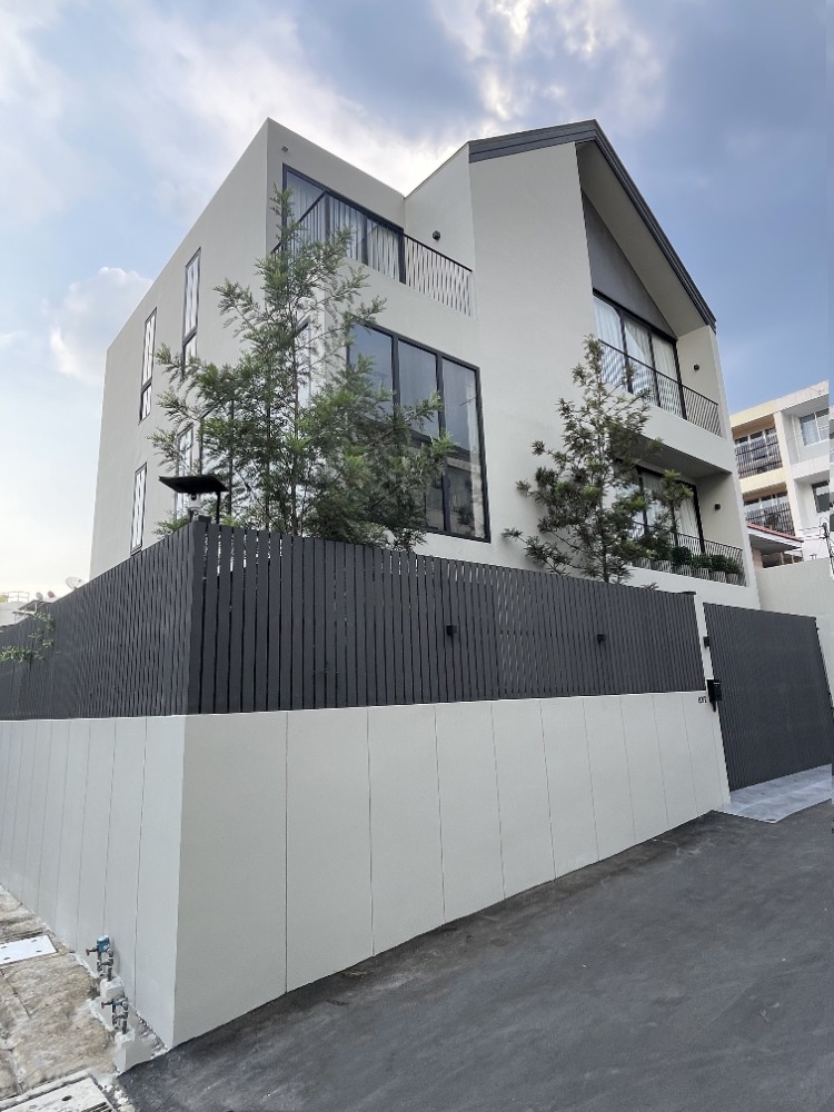 🔶 Newly Built Detached House with Pool in Sukhumvit 71, Pridi 14