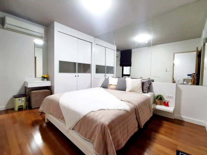 !! Beautiful room for rent, condo Le Cote Sukhumvit 14, near MRT Sukhumvit !! Beautiful room for rent, condo Le Cote Sukhumvit 14, near MRT Sukhumvit