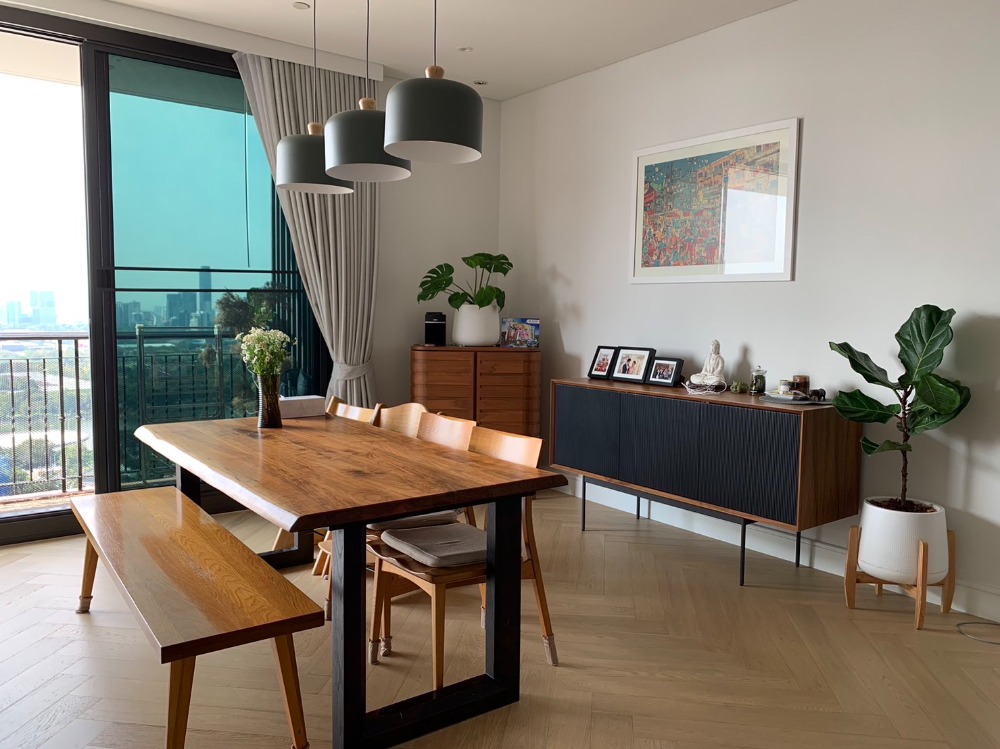 Renovated unit - Pet-friendly condo - for sale 3 bedrooms unblocked view Renovated unit - Pet-friendly condo - for sale 3 bedrooms unblocked view