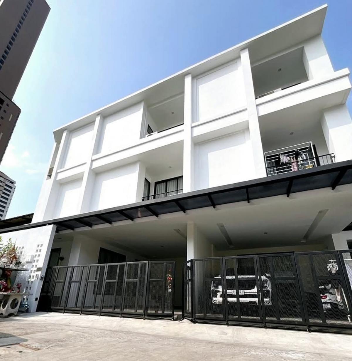️🚩For Rent : Home Office Soi.Sukhumvit 36 / 5 bed, 5 Bath ️🚩For Rent : Home Office Soi.Sukhumvit 36 / 5 bed, 5 Bath