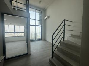 Rare Item💢 Chao Phraya River view room, high floor, hybrid, size 50 sq m., price 5.39 million baht. Interested in viewing the room, call/line: 0646428664 Patch