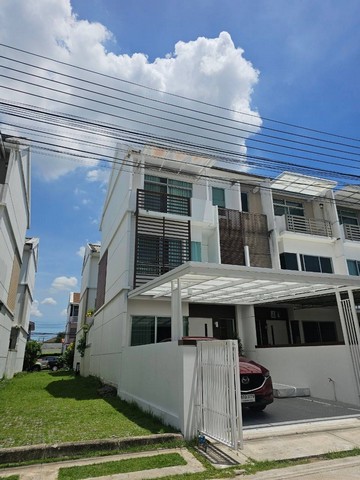Townhouse for rent, 3 floors, Ban Mai Village, Krungthep Kreetha, Soi 7 (Land and House), ready to move in