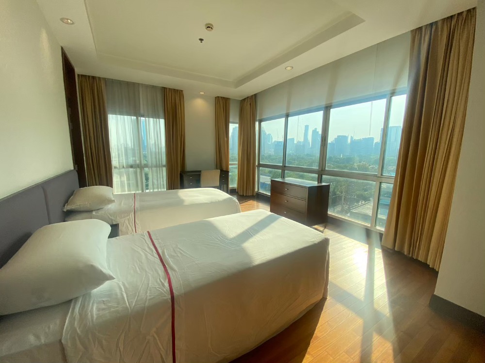 Royal Residence Park / 3 นอน 220 ตร.ม. โทร 0937890899