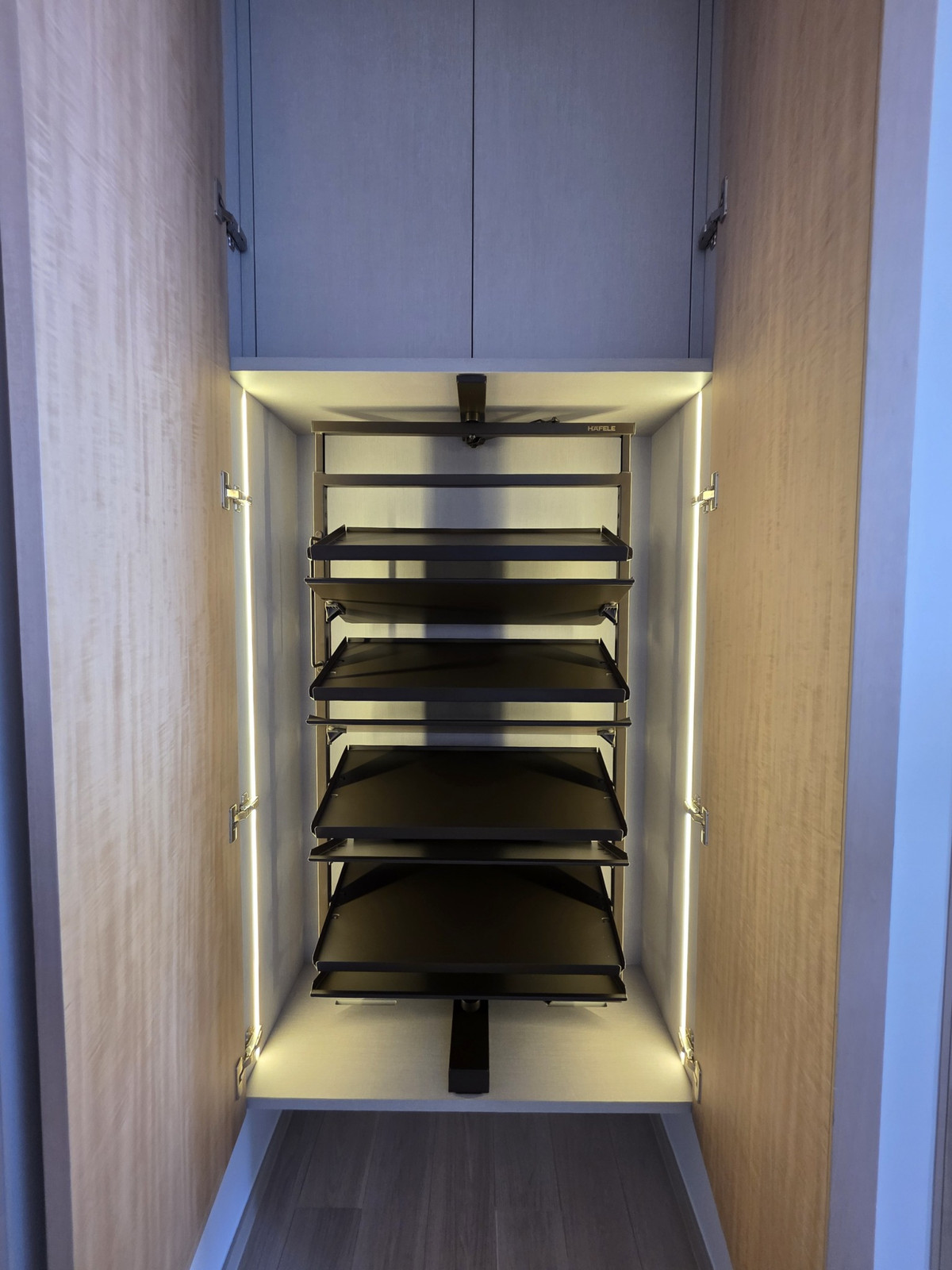 Urgently Sale! Special unit! EI8HTEEN SEVEN 1 BR – รูปที่ 2